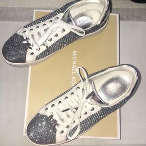 Michael Kors MK Poppy Sneaker 8.5M Lace Up Silver Glitter Mesh Metal NWB $165 😍